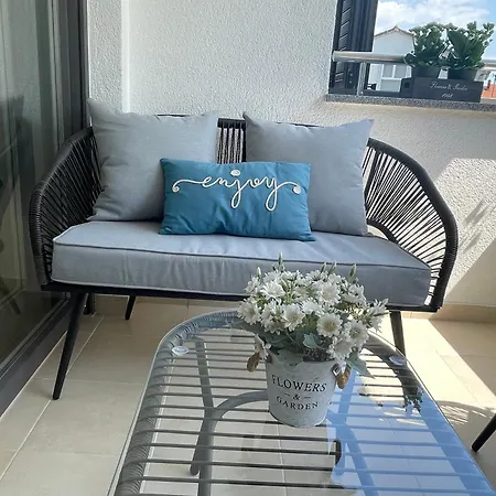 Masha Dreamhome Задар